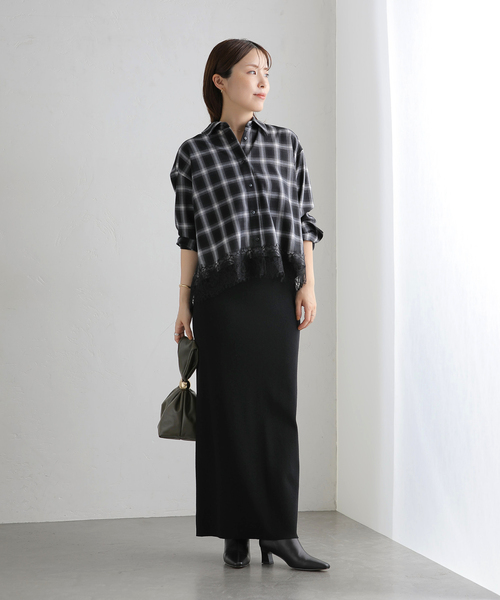 La TOTALITE(ラトータリテ)の「【洗える】レーストリミングシャツ(シャツ/ブラウス・レディース・ベージュ/ブラック/ホワイト・FREE)」の4枚目の写真