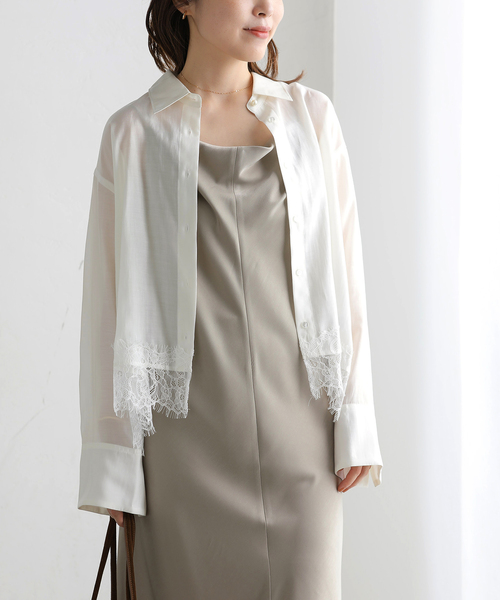 La TOTALITE(ラトータリテ)の「【洗える】レーストリミングシャツ(シャツ/ブラウス・レディース・ベージュ/ブラック/ホワイト・FREE)」の13枚目の写真