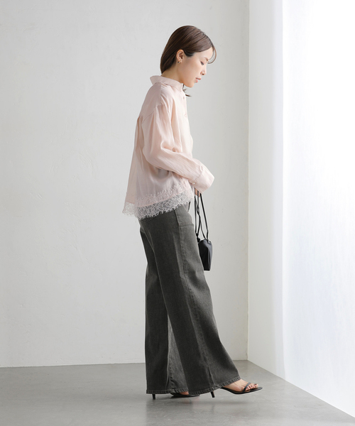 La TOTALITE(ラトータリテ)の「【洗える】レーストリミングシャツ(シャツ/ブラウス・レディース・ベージュ/ブラック/ホワイト・FREE)」の16枚目の写真