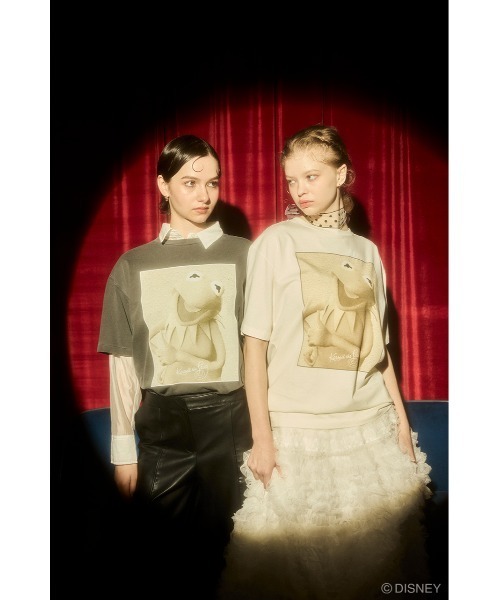 Disney SERIES CREATED by MUS（ディズニーシリーズクリエイテッドバイエムユーエス）の「MD OVERSIZED Tシャツ / KERMIT（Tシャツ/カットソー・レディース・ホワイト/ブラック・FREE）」の7枚目の写真
