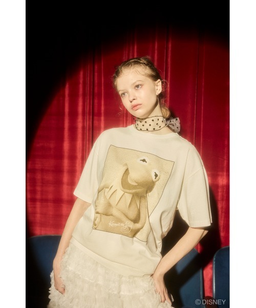Disney SERIES CREATED by MUS（ディズニーシリーズクリエイテッドバイエムユーエス）の「MD OVERSIZED Tシャツ / KERMIT（Tシャツ/カットソー・レディース・ホワイト/ブラック・FREE）」の10枚目の写真