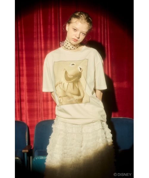 Disney SERIES CREATED by MUS（ディズニーシリーズクリエイテッドバイエムユーエス）の「MD OVERSIZED Tシャツ / KERMIT（Tシャツ/カットソー・レディース・ホワイト/ブラック・FREE）」の13枚目の写真