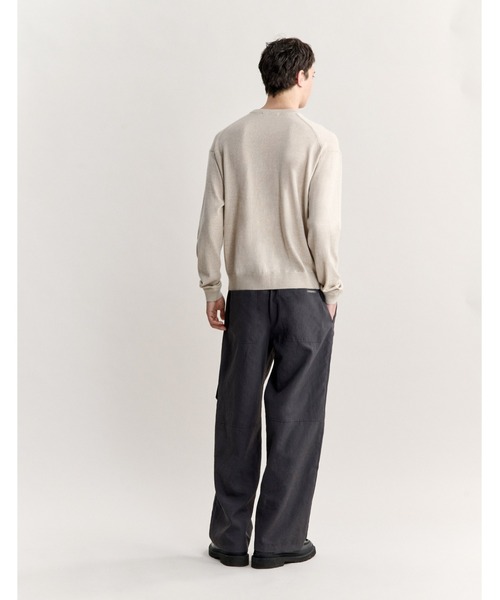 Maison Kitsune(メゾンキツネ)の「FOX HEAD MERINO COMFORT JUMPER(ニット/セーター・メンズ・ライトベージュ・XS/S/M/L/XL)」の4枚目の写真