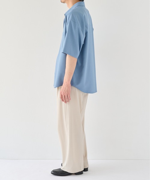 PUBLIC TOKYO(パブリックトウキョウ)の「TRIXIONストライプワイドスラックス /ウォッシャブル/夏服/タック/防シワ(スラックス・メンズ・ブラック/ベージュ/ダークグレー・1/2)」の6枚目の写真