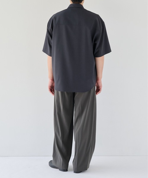 PUBLIC TOKYO(パブリックトウキョウ)の「TRIXIONストライプワイドスラックス /ウォッシャブル/夏服/タック/防シワ(スラックス・メンズ・ブラック/ベージュ/ダークグレー・1/2)」の21枚目の写真