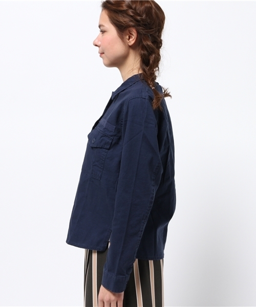 E hyphen world gallery（イーハイフンワールドギャラリー）の「ミリタリーシャツジャケット（カバーオール・レディース・カーキ/ネイビー・FREE）」の4枚目の写真