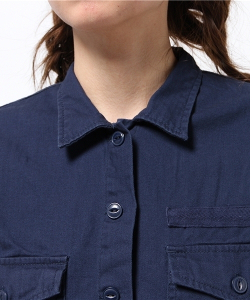 E hyphen world gallery（イーハイフンワールドギャラリー）の「ミリタリーシャツジャケット（カバーオール・レディース・カーキ/ネイビー・FREE）」の6枚目の写真
