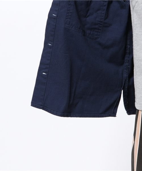 E hyphen world gallery（イーハイフンワールドギャラリー）の「ミリタリーシャツジャケット（カバーオール・レディース・カーキ/ネイビー・FREE）」の10枚目の写真