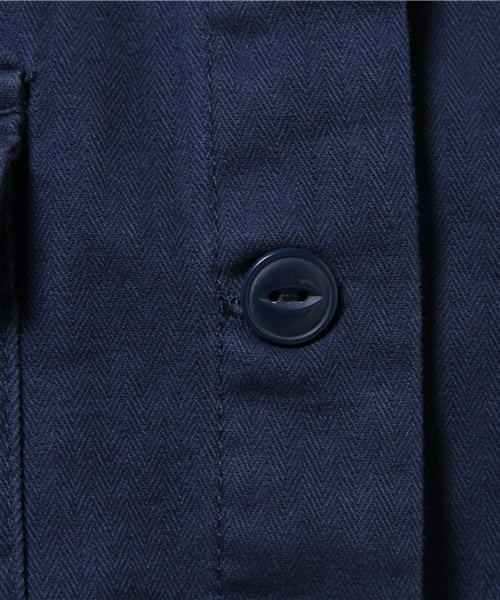 E hyphen world gallery（イーハイフンワールドギャラリー）の「ミリタリーシャツジャケット（カバーオール・レディース・カーキ/ネイビー・FREE）」の11枚目の写真