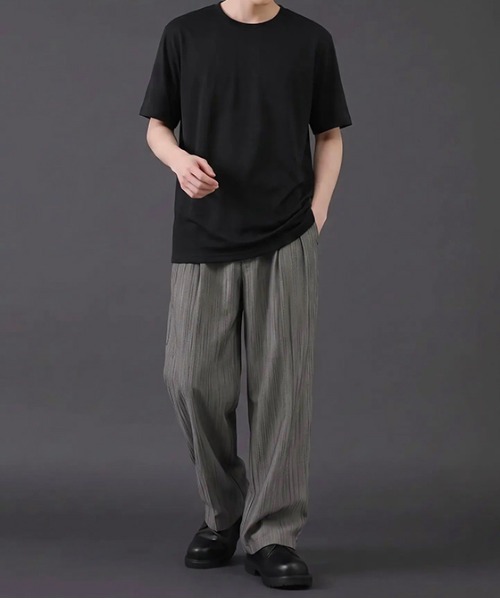 revertical(リバーティカル)の「【接触冷感】クールタッチ リラックスフィット クルーネック半袖Tシャツ(Tシャツ/カットソー・メンズ・チャコール/ホワイト/ブラック・MEDIUM/LARGE)」の4枚目の写真