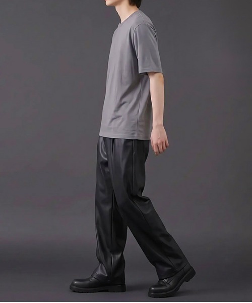 revertical(リバーティカル)の「【接触冷感】クールタッチ リラックスフィット クルーネック半袖Tシャツ(Tシャツ/カットソー・メンズ・チャコール/ホワイト/ブラック・MEDIUM/LARGE)」の8枚目の写真