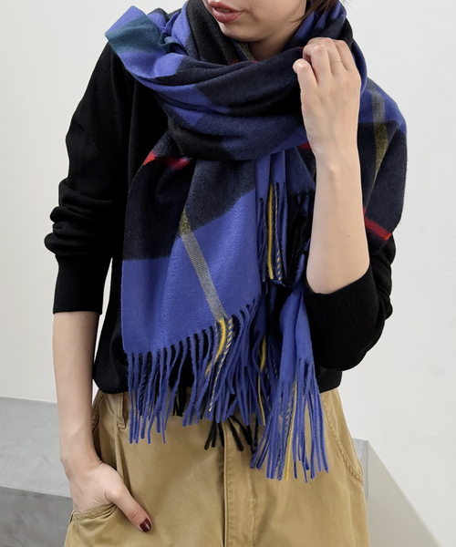 Spick & Span(スピックアンドスパン)の「Spick & Span カシミヤチェックストール(マフラー・レディース・ライトグレー/ブルー/チョコ・FREE)」の12枚目の写真