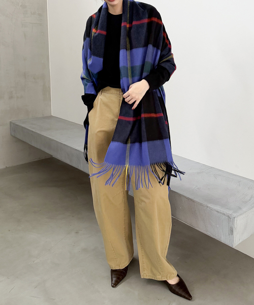Spick & Span(スピックアンドスパン)の「Spick & Span カシミヤチェックストール(マフラー・レディース・ライトグレー/ブルー/チョコ・FREE)」の15枚目の写真