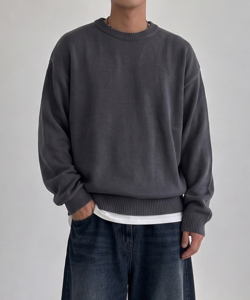 GCLIP（ジクリップ）の「ラウンドネック オーバーサイズ ニットTシャツ_2色（ニット/セーター・メンズ・ブラック/チャコール・1/2/3）」の7枚目の写真