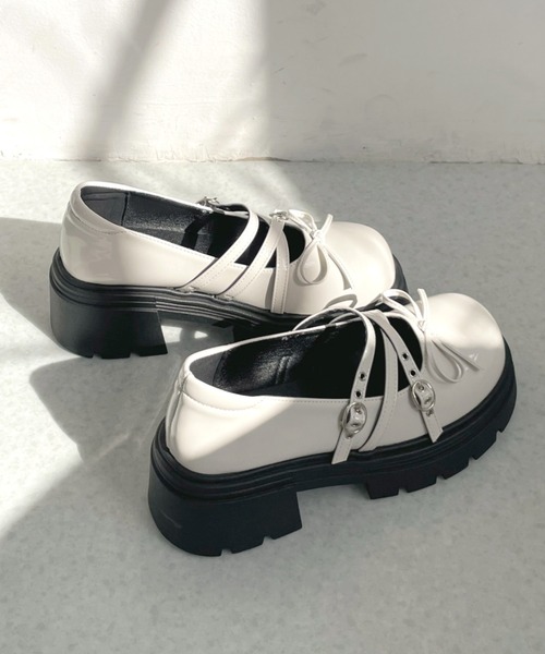 Shoes in Closet(シューズインクローゼット)の「【予約開始】+7.0cm 厚底 リボン 細ベルト メリージェーン パンプス 496(ドレスシューズ・レディース・ホワイト/ブラック・LL/L/M/S)」の11枚目の写真