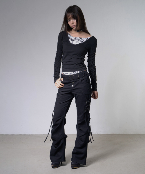 FANCY CLUB(ファンシークラブ)の「ベルト付きフレアシャーリングパンツ (BLACK) F26ZD468(その他パンツ・レディース・その他・SMALL/MEDIUM)」の13枚目の写真