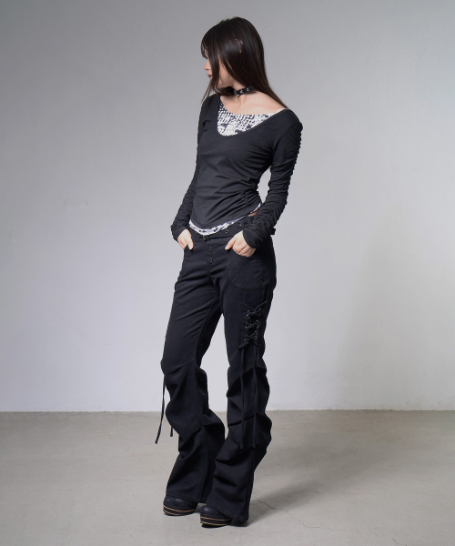 FANCY CLUB(ファンシークラブ)の「ベルト付きフレアシャーリングパンツ (BLACK) F26ZD468(その他パンツ・レディース・その他・SMALL/MEDIUM)」の4枚目の写真