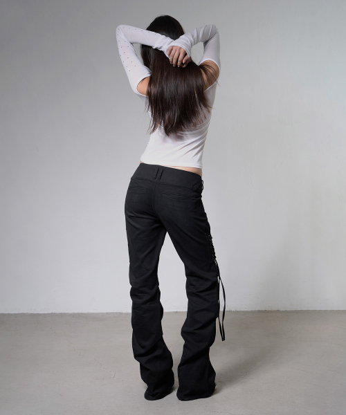 FANCY CLUB(ファンシークラブ)の「ベルト付きフレアシャーリングパンツ (BLACK) F26ZD468(その他パンツ・レディース・その他・SMALL/MEDIUM)」の5枚目の写真