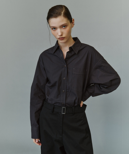 SIYAZU（シヤジュ）の「SITP5303 ウォッシュド STITCH コットンシャツ_Charcoal（シャツ/ブラウス・レディース・チャコール・FREE）」の2枚目の写真