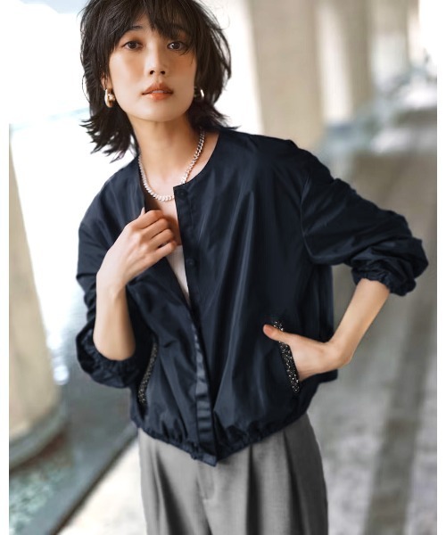 DoCLASSE( ドゥクラッセ)の「ビジューポケット・タフタブルゾン(ブルゾン・レディース・アイボリー/ブラウン/ブラック/ネイビー・9号/11号/13号/15号/7号)」の13枚目の写真