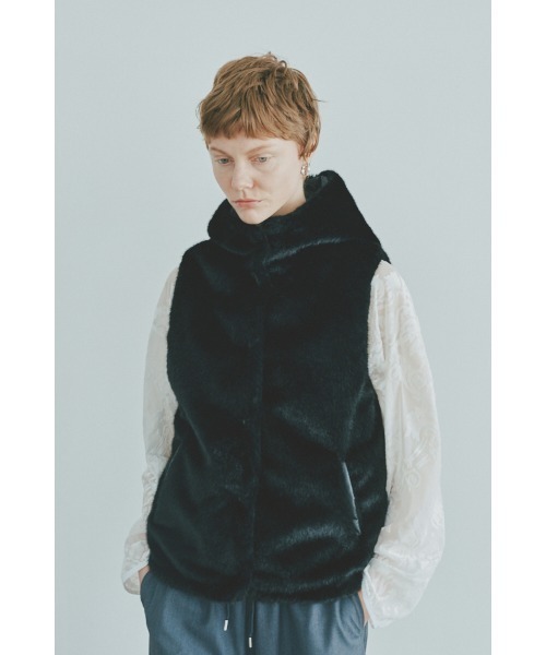 Muel Chic(ミュエルシック)の「Haze fur vest ヘイズファーベスト(その他アウター・レディース・ブラウン/グレー/ブラック・FREE)」の2枚目の写真