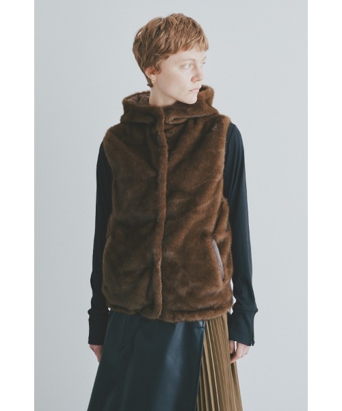 Muel Chic(ミュエルシック)の「Haze fur vest ヘイズファーベスト(その他アウター・レディース・ブラウン/グレー/ブラック・FREE)」の13枚目の写真