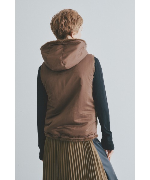 Muel Chic(ミュエルシック)の「Haze fur vest ヘイズファーベスト(その他アウター・レディース・ブラウン/グレー/ブラック・FREE)」の6枚目の写真