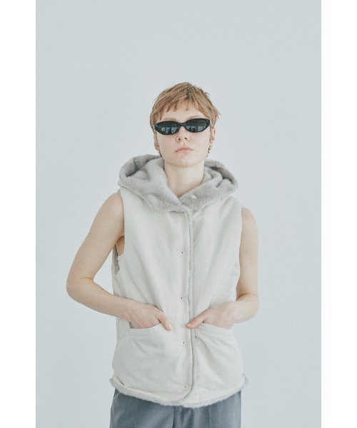 Muel Chic(ミュエルシック)の「Haze fur vest ヘイズファーベスト(その他アウター・レディース・ブラウン/グレー/ブラック・FREE)」の19枚目の写真