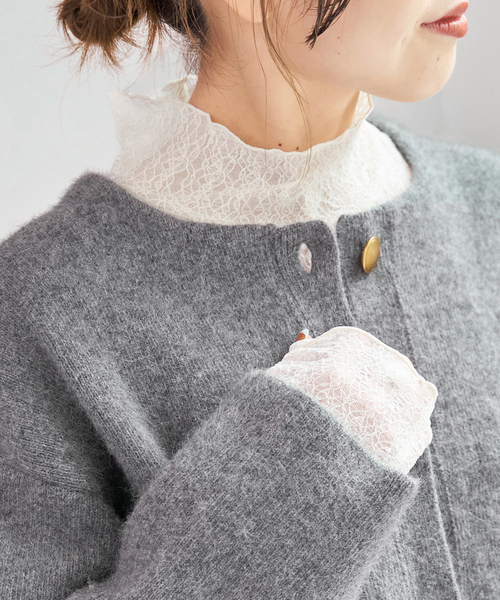 Spick & Span(スピックアンドスパン)の「シュリンクレースハイネックプルオーバー(Tシャツ/カットソー・レディース・ホワイト系その他/ブラック・FREE)」の2枚目の写真