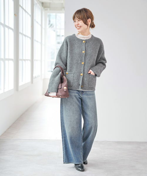 Spick & Span(スピックアンドスパン)の「シュリンクレースハイネックプルオーバー(Tシャツ/カットソー・レディース・ホワイト系その他/ブラック・FREE)」の4枚目の写真