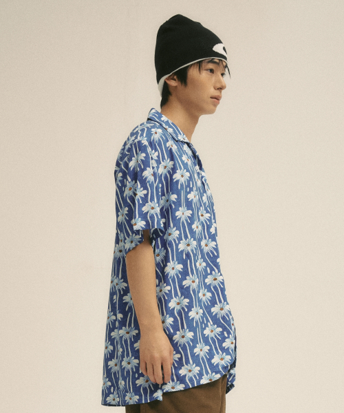 VILLA RAY（ヴィラ・レイ）の「ブルーデイジー メンズ ビスコースシャツ（シャツ/ブラウス・メンズ・その他・LARGE/X-LARGE/MEDIUM）」の3枚目の写真