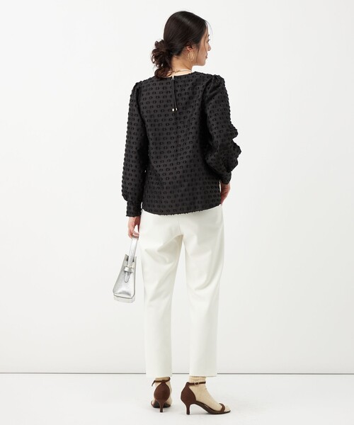 NOLLEY’S(ノーリーズ)の「ウォッシャブルドットカットジャガードブラウス(シャツ/ブラウス・レディース・ブラック/オフホワイト・38)」の8枚目の写真