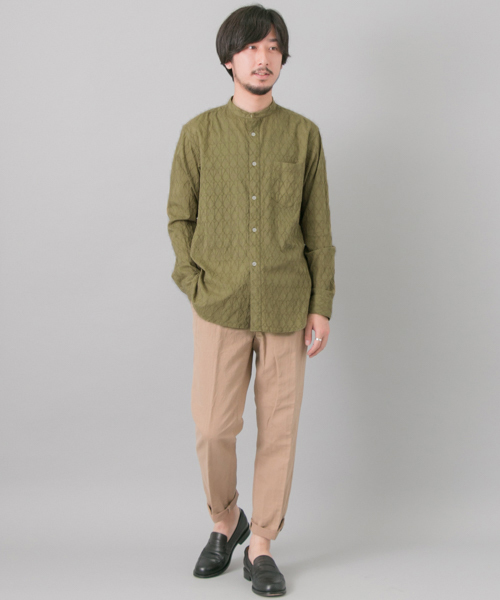 URBAN RESEARCH（アーバンリサーチ）の「URBAN RESEARCH 総柄刺繍ロングシャツ（シャツ/ブラウス・メンズ・カーキ/ホワイト/ブラック・LARGE/MEDIUM）」の15枚目の写真