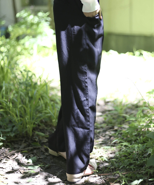 Denime（ドゥニーム）の「ルーズサロペット（サロペット/オーバーオール・レディース・ブラック/グレー・FREE）」の3枚目の写真