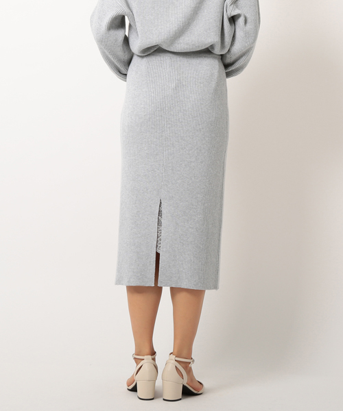 UNRELISH（アンレリッシュ）の「スリットニットタイトスカート（セットアップ対応商品）（スカート・レディース・ベージュ/ネイビー/グレー・MEDIUM）」の5枚目の写真
