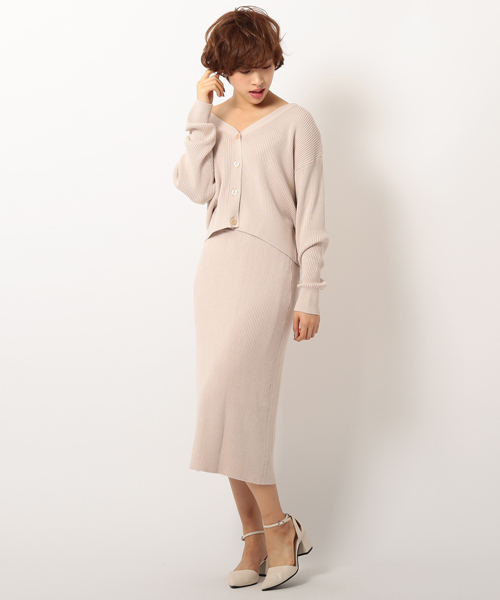 UNRELISH（アンレリッシュ）の「スリットニットタイトスカート（セットアップ対応商品）（スカート・レディース・ベージュ/ネイビー/グレー・MEDIUM）」の17枚目の写真