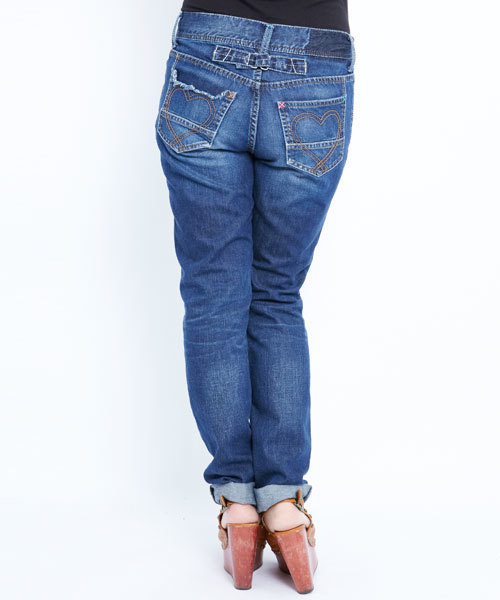 MILKFED.（ミルクフェド）の「TAPERED BF DENIM PANTS（デニムパンツ・レディース・ライトブルー/インディゴブルー・SMALL/MEDIUM）」の4枚目の写真