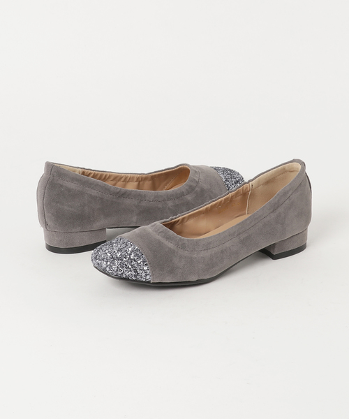 HIPS(ヒップス)の「HIPS ヒップス クリッターコンビスエードフラットパンフス(パンプス・レディース・グレー/ブラック/ベージュ・24.0cm/23.0cm/22.5cm/23.5cm/24.5cm)」の3枚目の写真