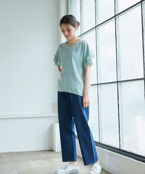 AMERICAN HOLIC（アメリカンホリック）の「・袖フリル両Vネックブラウス（シャツ/ブラウス・レディース・ミント/グレイッシュベージュ/ネイビー/チャコールグレー・FREE）」の5枚目の写真