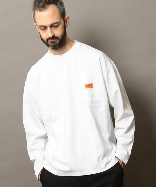 UNIVERSAL OVERALL(ユニバーサルオーバーオール)の「【別注】 <UNIVERSAL OVERALL(ユニバーサル オーバーオール)> 1POC L/S TEE/Tシャツ(Tシャツ/カットソー・メンズ・ベージュ/オリーブ/ホワイト・LARGE/X-LARGE/MEDIUM/SMALL)」の4枚目の写真