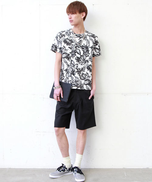 603（ロクマルサン）の「603 ウールトロピカルスリータックショートパンツ（スラックス・メンズ・ブラック・38/40）」の15枚目の写真