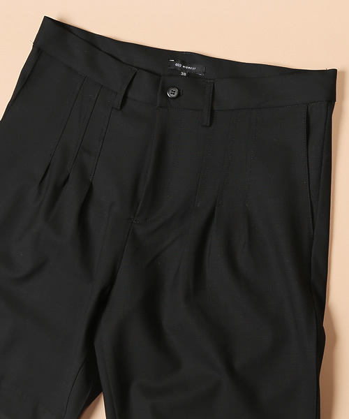 603（ロクマルサン）の「603 ウールトロピカルスリータックショートパンツ（スラックス・メンズ・ブラック・38/40）」の9枚目の写真