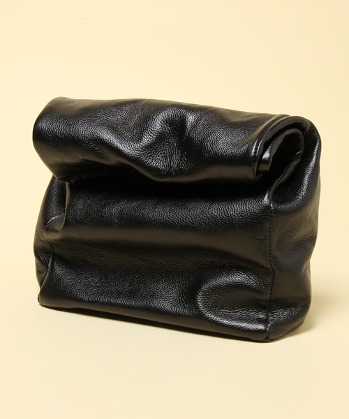 And A（アンドエー）の「レザーベーカリーBAG（クラッチバッグ・メンズ・ブラック/ブラウン・FREE）」の2枚目の写真