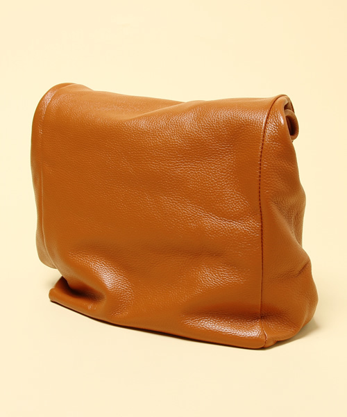 And A（アンドエー）の「レザーベーカリーBAG（クラッチバッグ・メンズ・ブラック/ブラウン・FREE）」の4枚目の写真