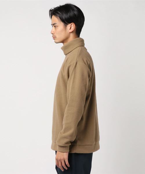 Confirm（コンファーム）の「Confirm / コンファーム フリースタートルネックカットソー（Tシャツ/カットソー・メンズ・ホワイト/ブラック/ベージュ・M/L）」の4枚目の写真