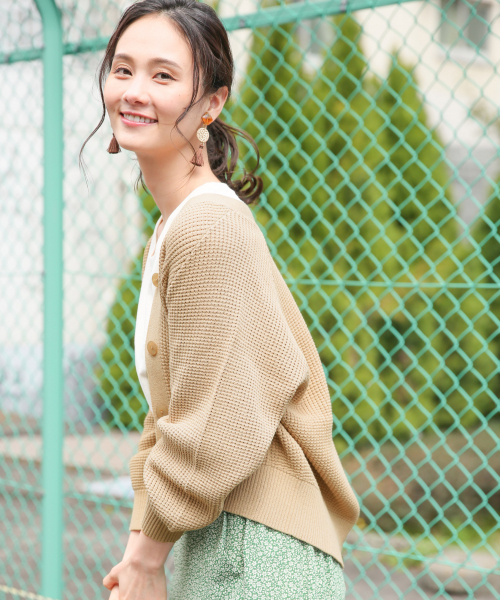 GLOBAL WORK（グローバルワーク）の「ボリュームワッフルニットカーデ/822630（カーディガン/ボレロ・レディース・ホワイト/ベージュ/ネイビー/イエロー/グレー・MEDIUM/LARGE）」の3枚目の写真