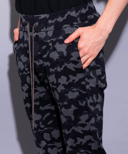 KAZUYUKI KUMAGAI ATTACHMENT（カズユキクマガイアタッチメント）の