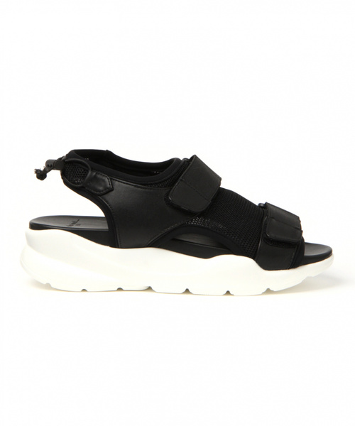 niko and...(ニコアンド)の「オリジナルダッドサンダル(サンダル・レディース・ブラック/オフホワイト・SMALL/MEDIUM/LARGE)」の7枚目の写真