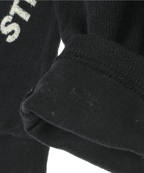 HYSTERIC MINI（ヒステリックミニ）の「Rolling mini Rockstar Vネックカーディガン（カーディガン/ボレロ・キッズ・ブラック・110/120/100）」の2枚目の写真