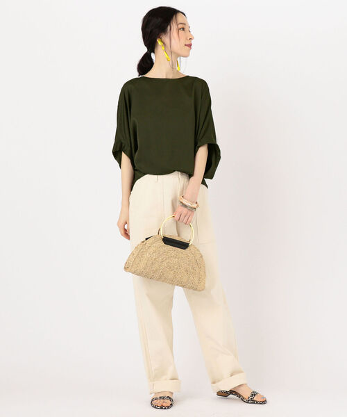 SHIPS（シップス）の「〈手洗い可能〉コットンサテンドルマンスリーブブラウス（シャツ/ブラウス・レディース・ライトホワイト/ベージュ系その他/ライトブラウン・ONE SIZE）」の10枚目の写真